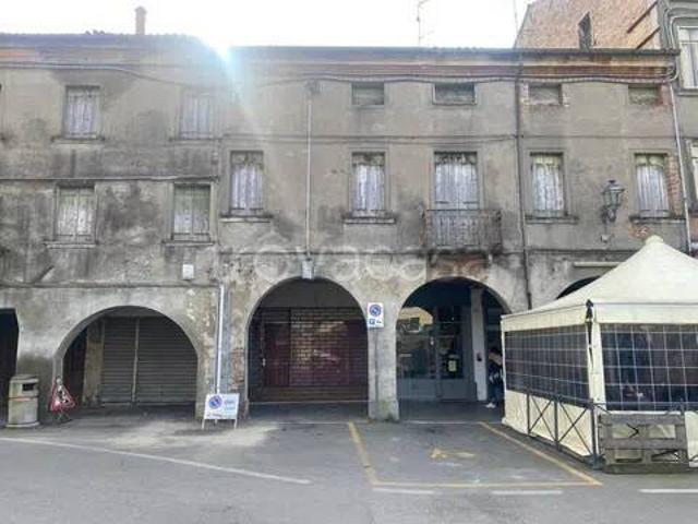 Appartamento in vendita a Lendinara, Veneto