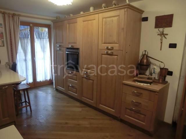 Appartamento in vendita a Comun General de Fascia, Mazzin