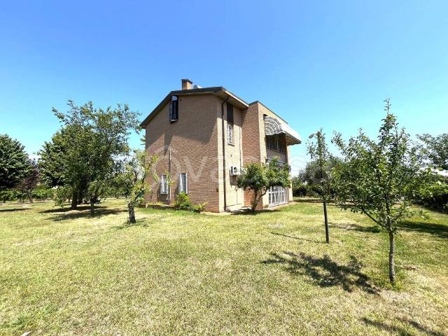 Villa Indipendente in vendita a Unione Terre di Pianura, Minerbio