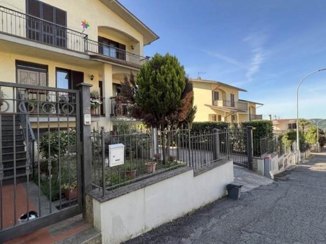 Villa Schiera in vendita a Montefiascone, Lazio