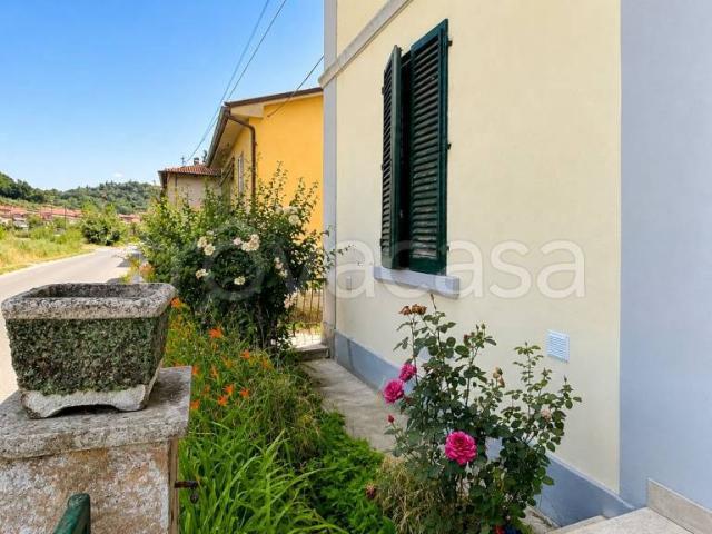 Appartamento in vendita a Montevarchi, Toscana