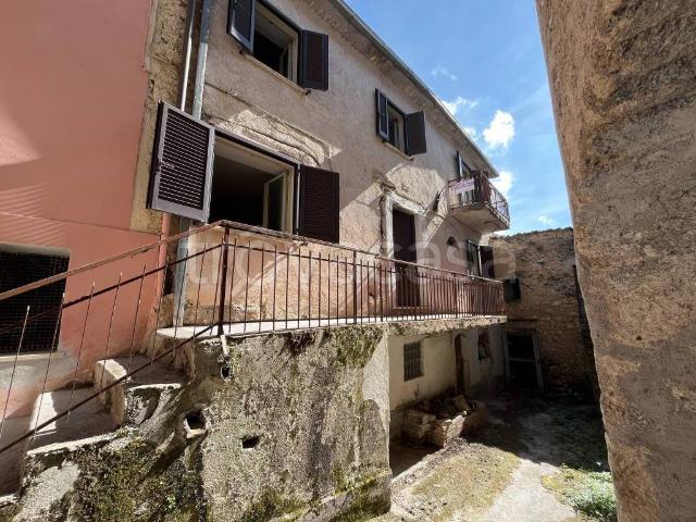 Appartamento in vendita a Posta Fibreno, Frosinone