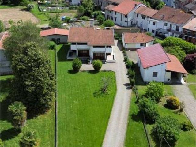 Villa Indipendente in vendita a Piemonte, Novara