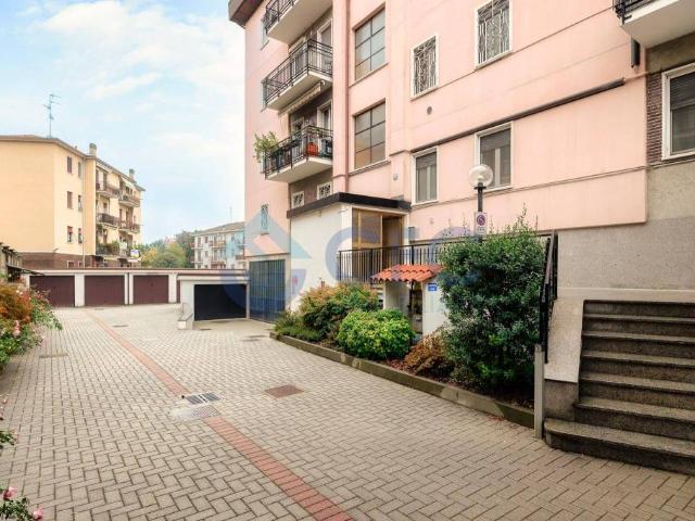 Appartamento in vendita a Rovagnasco, Segrate