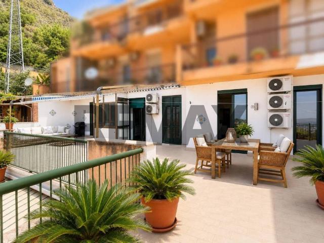 Appartamento in vendita a Taormina, Sicilia