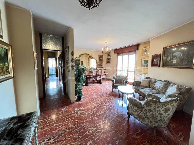 Appartamento in vendita a Quartiere Marchesina, Trezzano Sul Naviglio