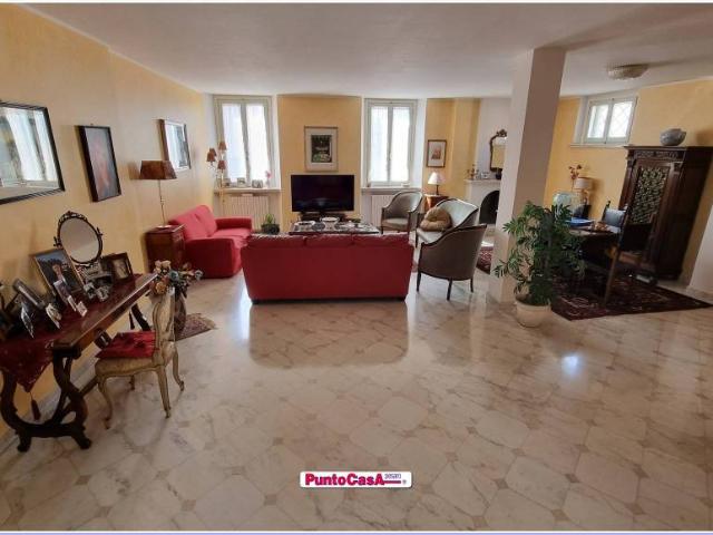 Attico in vendita a Pesaro, Pesaro E Urbino