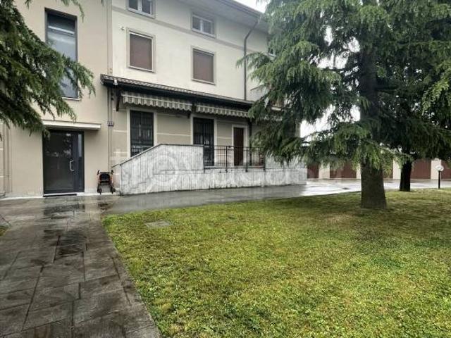 Attico in vendita a Romano Di Lombardia, Lombardia