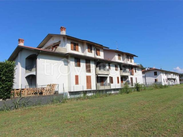 Appartamento in vendita a Brembate, Lombardia