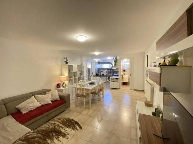 Appartamento in vendita a Marina di Carrara, Carrara