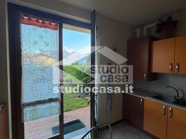Appartamento in vendita a Castro, Lombardia