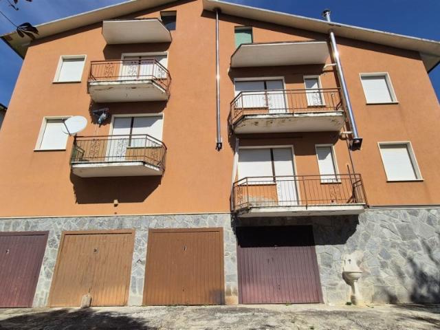 Appartamento in vendita a Ferriere, Reggio Emilia