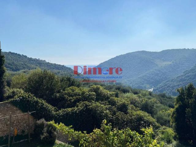 Appartamento in vendita a Gorra, Finale Ligure