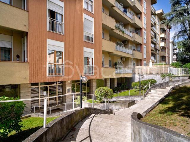 Appartamento in vendita a Lubiana, Parma