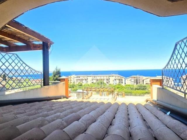 Appartamento in vendita a Calabria, Vibo Valentia
