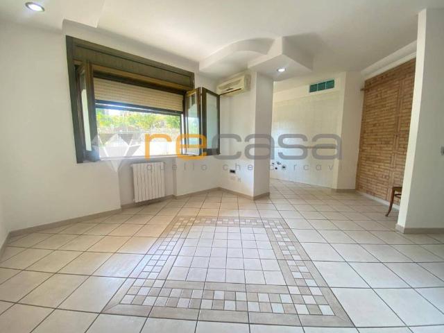 Appartamento in vendita a Aquara, Pontecagnano
