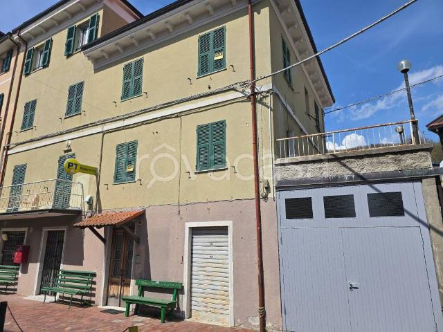 Appartamento in vendita a Rovegno, Liguria