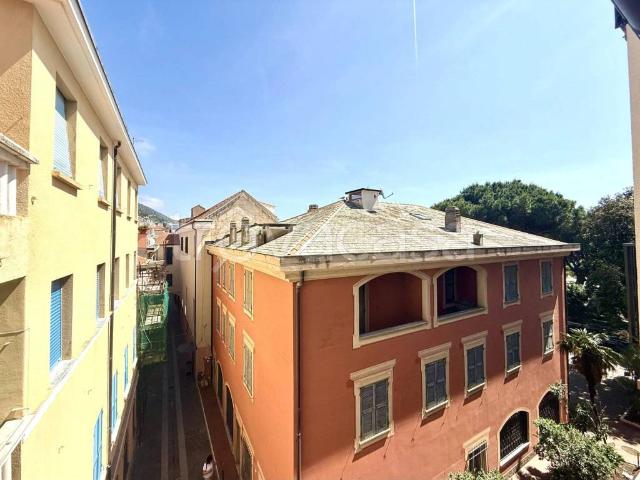 Appartamento in vendita a Spotorno, Liguria
