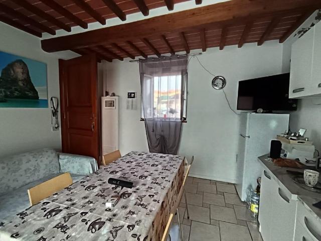 Appartamento in vendita a Alberghi, Pescia