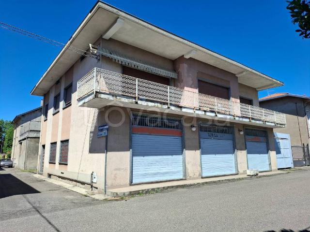 Villa Indipendente in vendita a Magnago, Lombardia