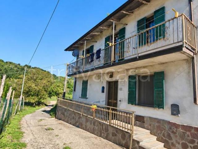 Villa Indipendente in vendita a Cadodolo, Aulla