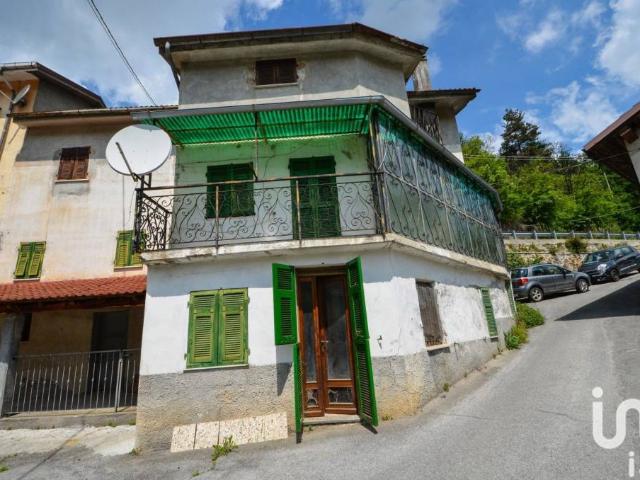 Villa Indipendente in vendita a Millesimo, Liguria