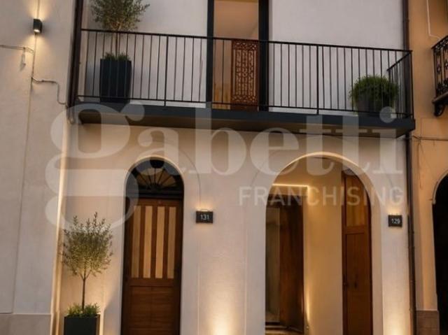 Villa Indipendente in vendita a Calvi Risorta, Campania