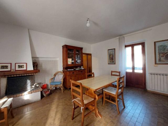 Villa Indipendente in vendita a Cantagallo, Toscana
