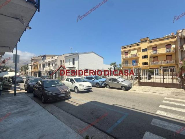 Villa Indipendente in vendita a Carini, Sicilia