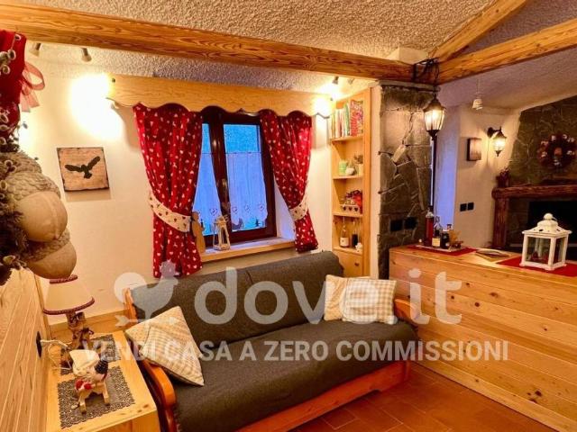 Villa Indipendente in vendita a Comunità Montana della Valle Brembana, Carona