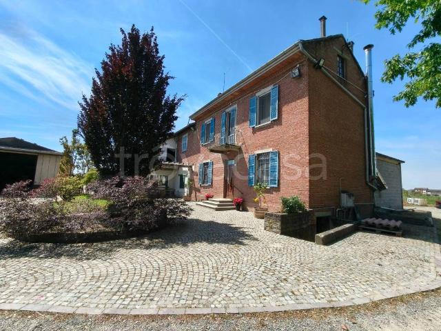 Villa Indipendente in vendita a Piemonte, Alessandria