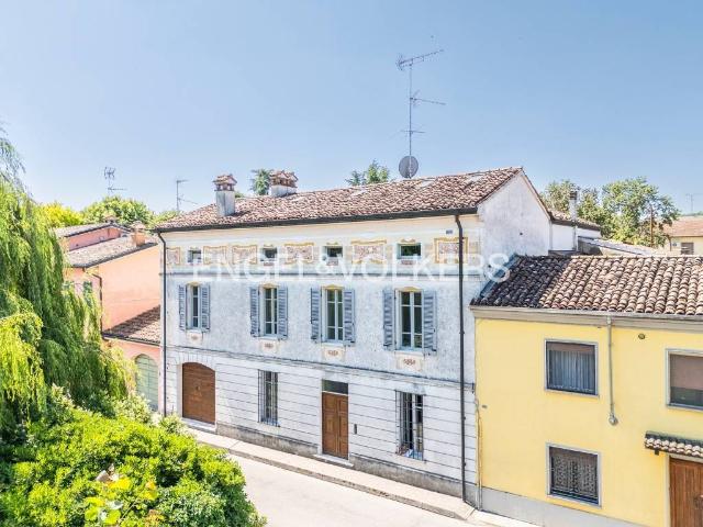 Villa Indipendente in vendita a Casalmaggiore, Lombardia
