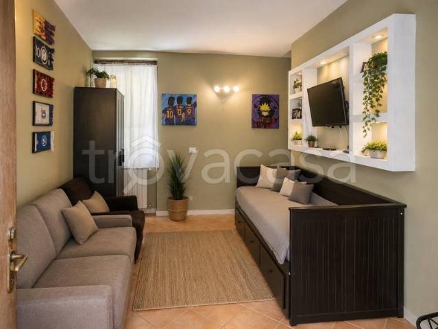 Villa Indipendente in vendita a Casorate Sempione, Lombardia