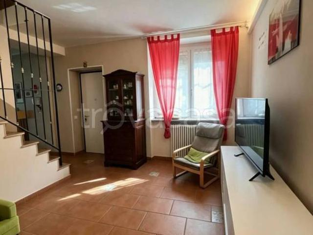 Villa Indipendente in vendita a Casteggio, Pavia
