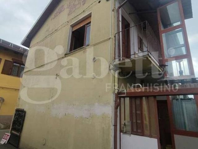 Villa Indipendente in vendita a Magnonevolo, Cerrione