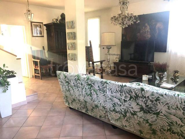 Villa Indipendente in vendita a Cervia, Reggio Emilia
