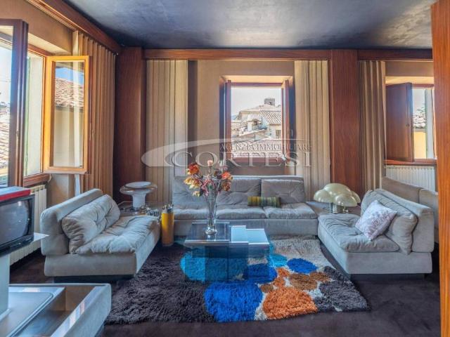 Villa Indipendente in vendita a San Leo Bastia, Umbria