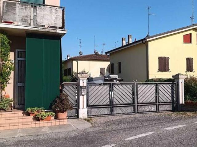 Villa Indipendente in vendita a Ferrara, Reggio Emilia