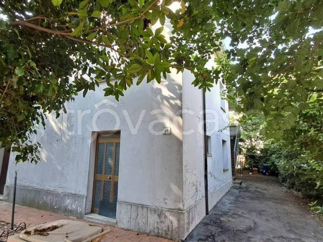 Villa Indipendente in vendita a Unione di Comuni della Romagna Forlivese, Quattro