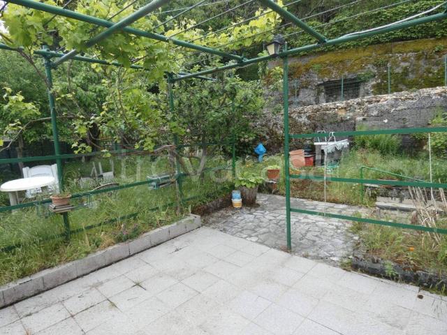 Villa Indipendente in vendita a Valbrevenna, Liguria