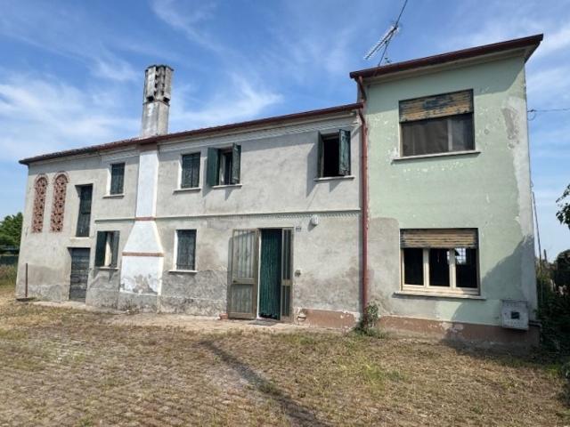 Villa Indipendente in vendita a Giacciano Con Baruchella, Veneto