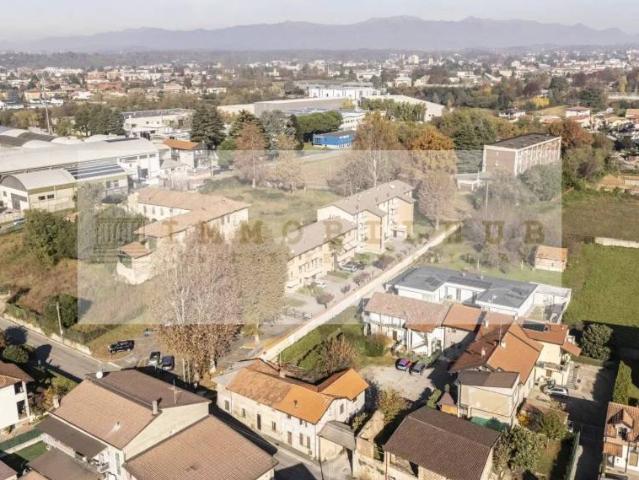 Villa Indipendente in vendita a Birone, Giussano