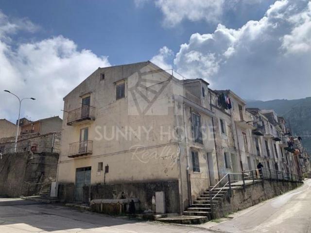 Appartamento in vendita a Gratteri, Sicilia