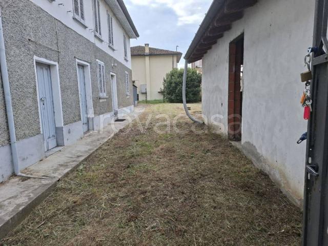 Villa Indipendente in vendita a Gropello Cairoli, Lombardia