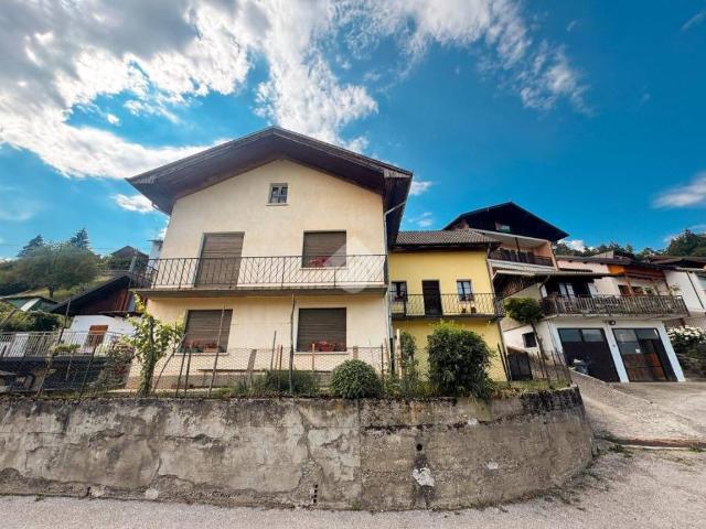 Villa Indipendente in vendita a Sovramonte, Veneto