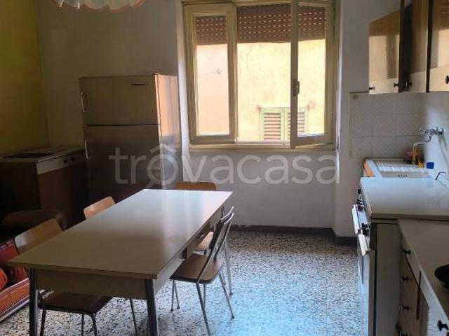 Villa Indipendente in vendita a Lasnigo, Como