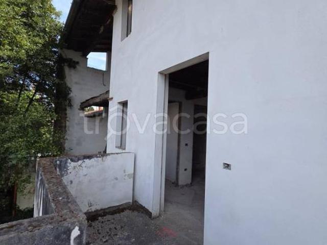 Villa Indipendente in vendita a Tempagnano di Lunata, Bagni Di Lucca Ponte