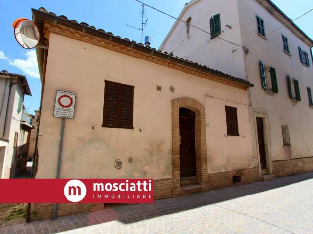 Villa Indipendente in vendita a Marche, Macerata