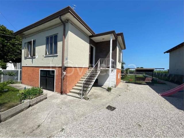 Villa Indipendente in vendita a Meolo, Veneto