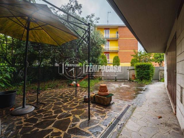 Villa Indipendente in vendita a Modena